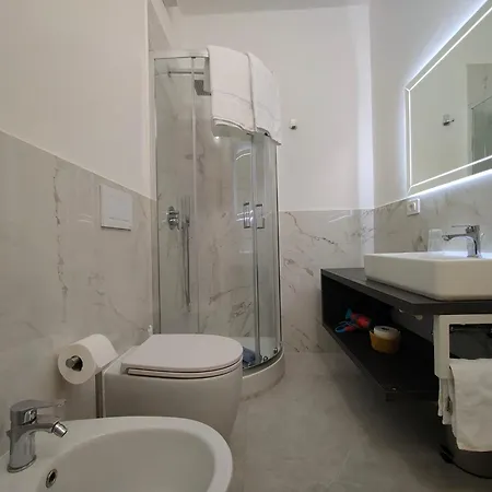 Urban Oda ve Kahvaltı Milano